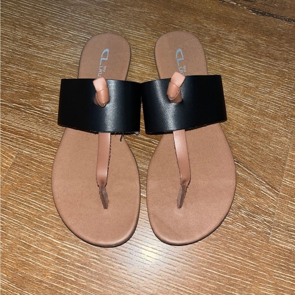 Chinese Laundry | Admire leather sandals - Picture 1 of 3